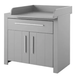 Commode à Langer Nikola